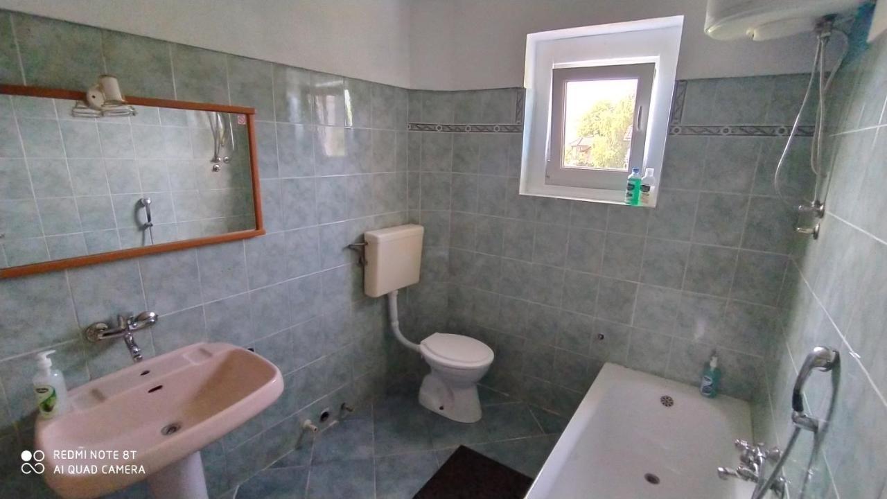 Rooms Ensar Bihać Exteriör bild